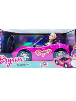 Paseando en el auto convertible Bryana